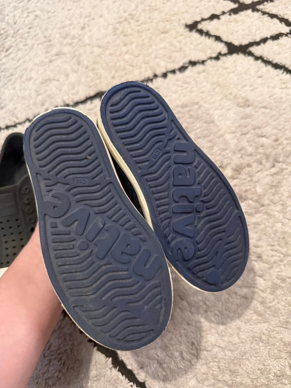 Native Jefferson Slip-On Sneakers in Black and Navy c10 - Picture 2 of 6